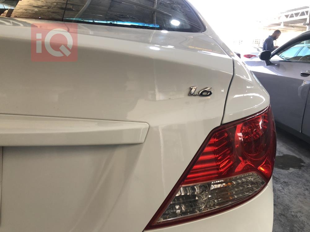 Hyundai Accent